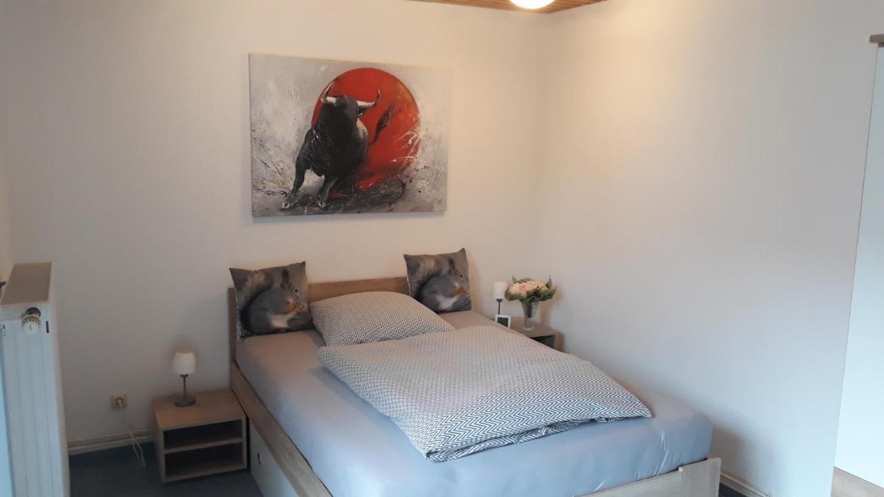 1 Zimmer Appartment Шпринге Екстериор снимка